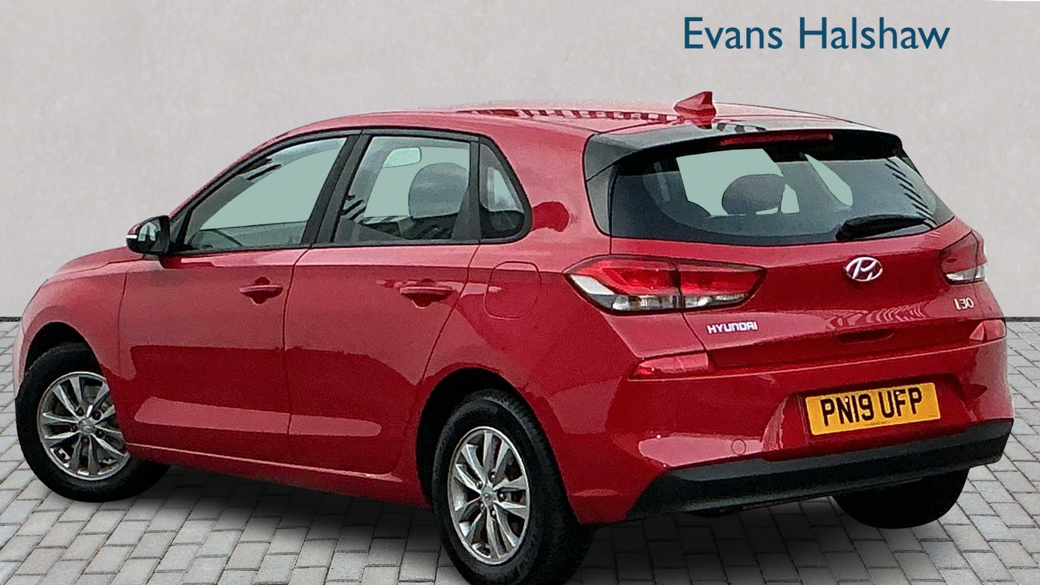 Main listing image - Hyundai i30