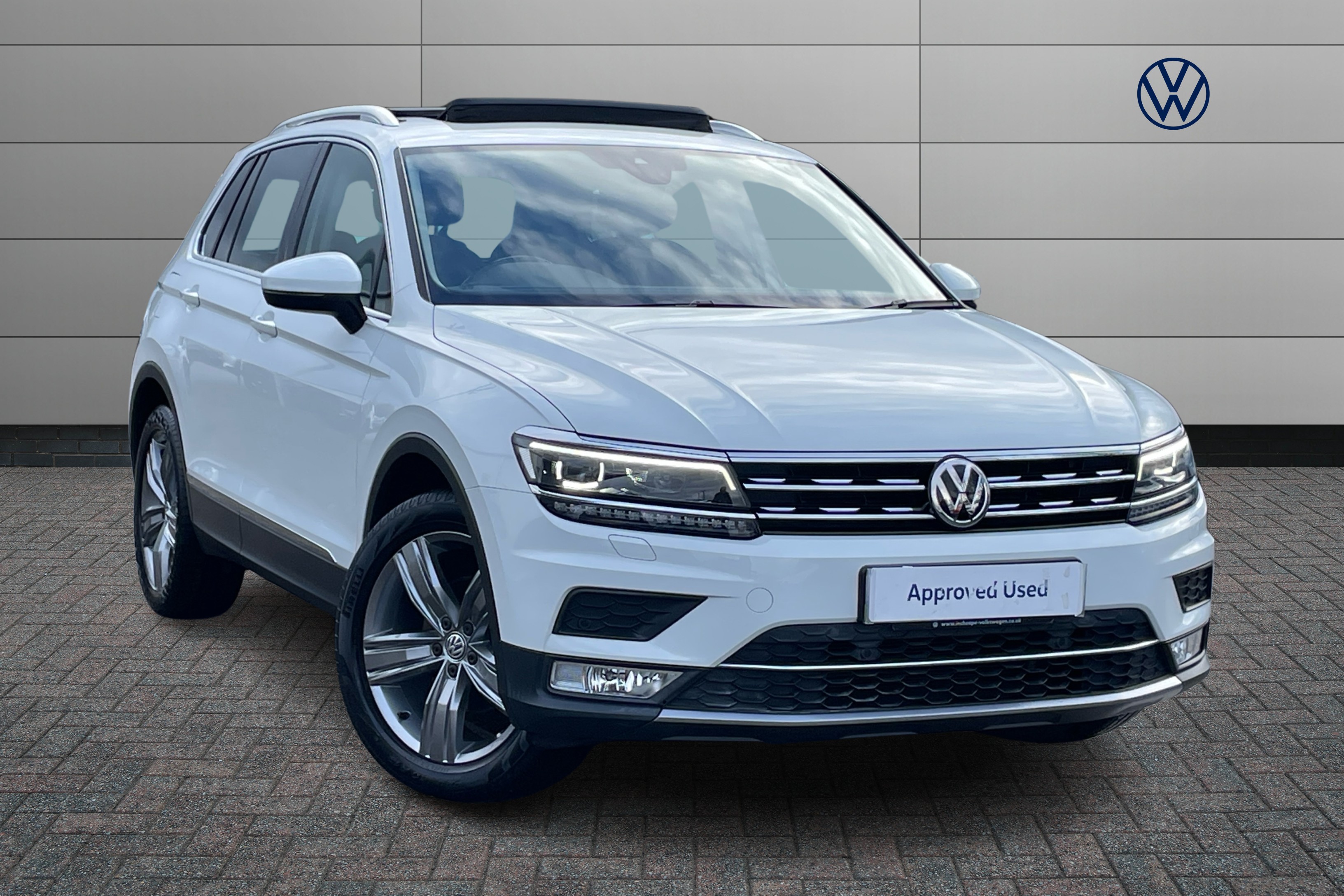 Main listing image - Volkswagen Tiguan