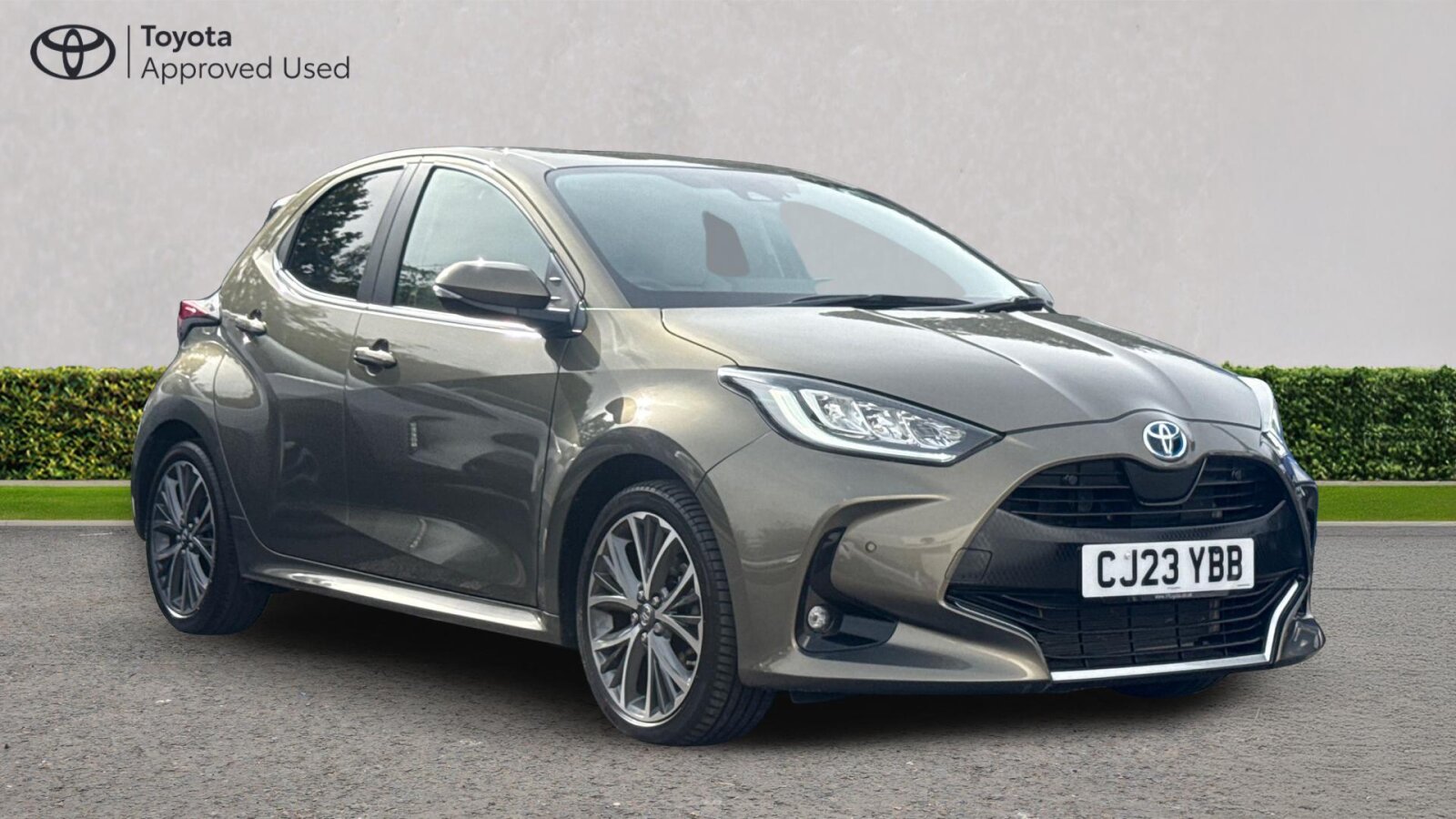 Main listing image - Toyota Yaris