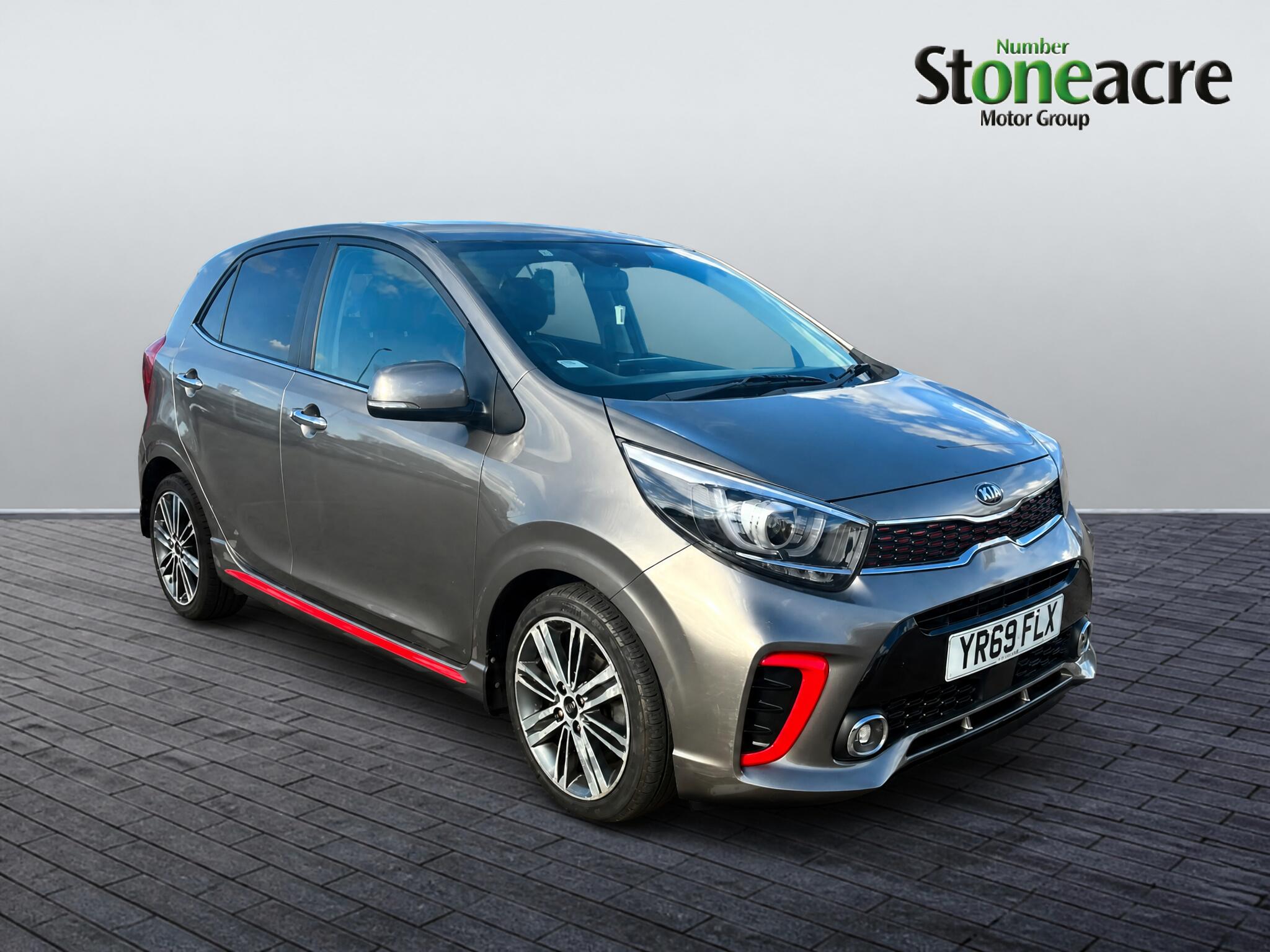 Main listing image - Kia Picanto
