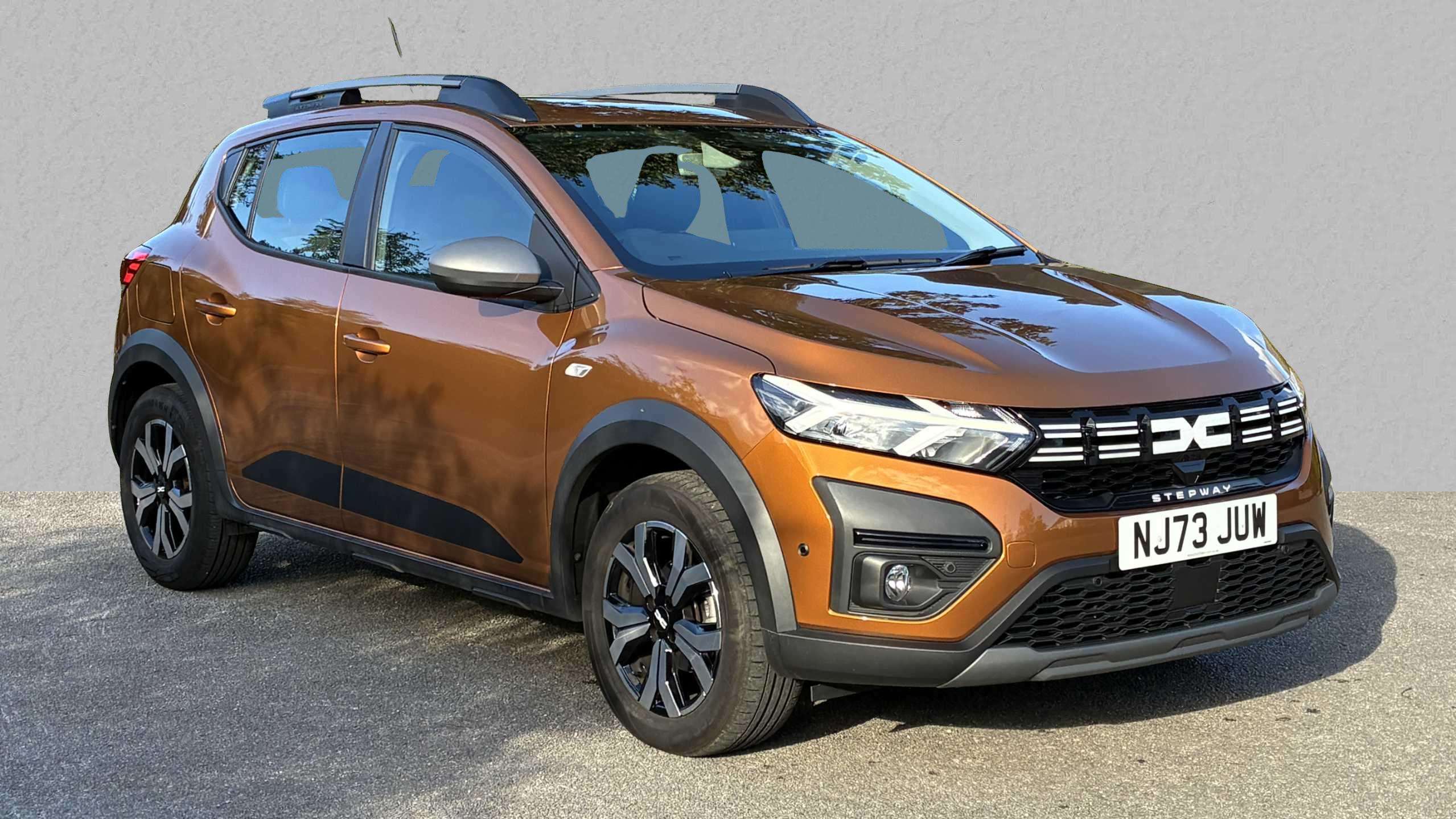 Main listing image - Dacia Sandero Stepway