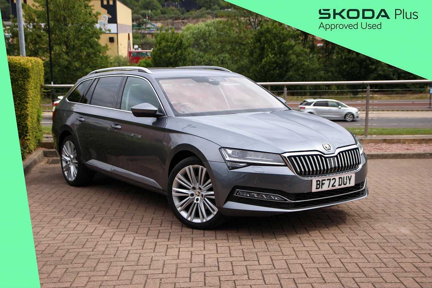 Main listing image - Skoda Superb Estate