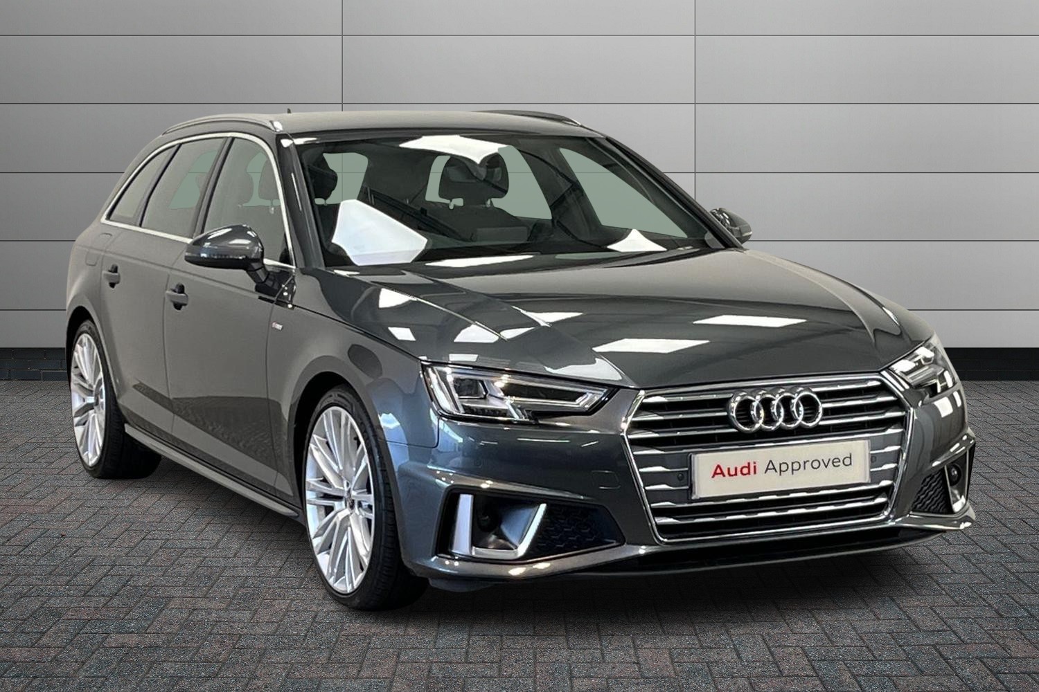 Main listing image - Audi A4 Avant