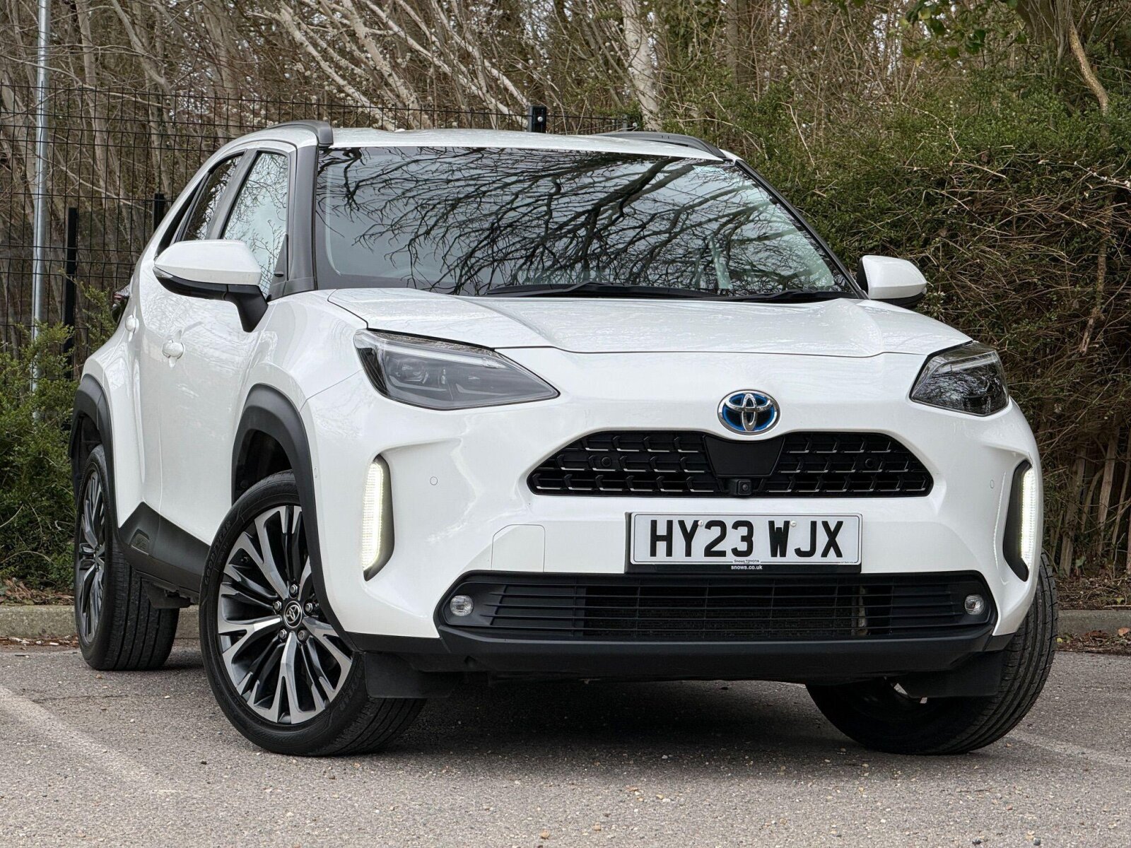 Main listing image - Toyota Yaris Cross