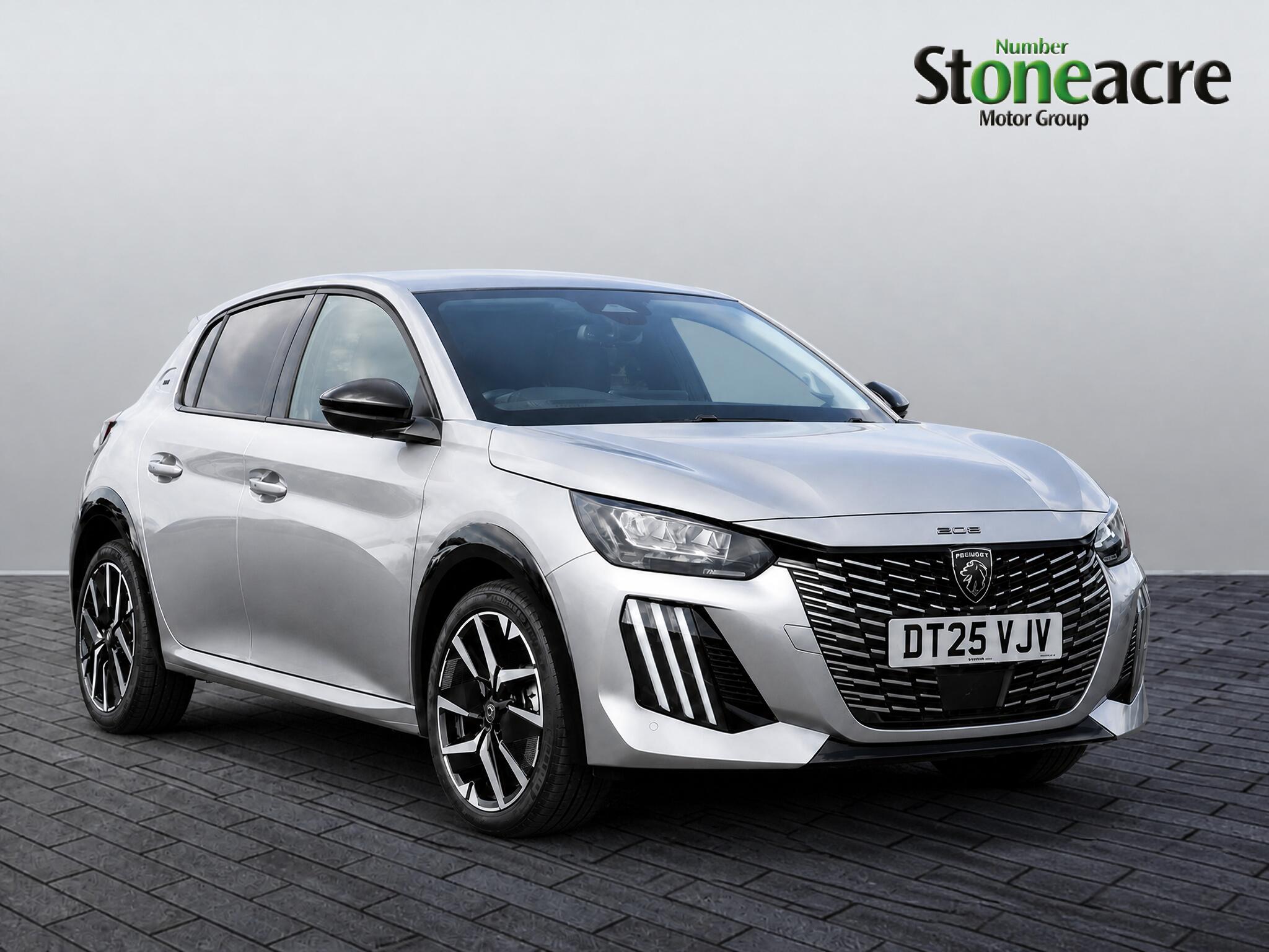 Main listing image - Peugeot 208