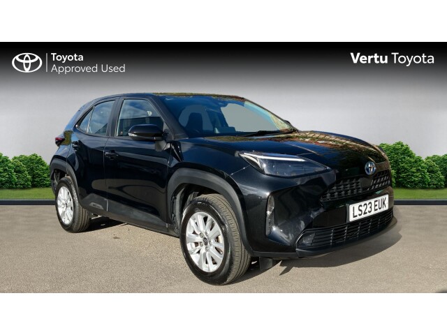Main listing image - Toyota Yaris Cross