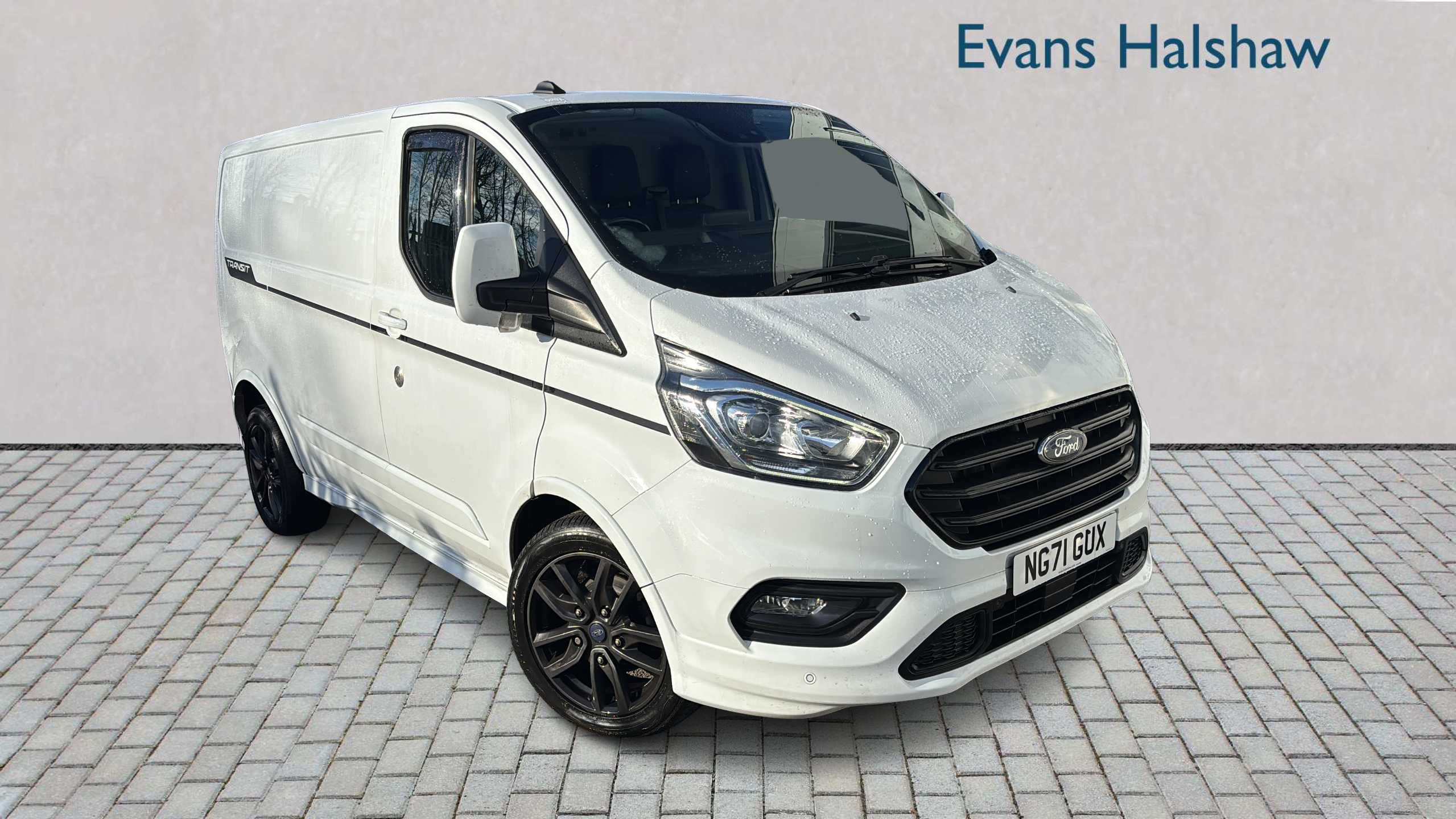 Main listing image - Ford Transit Custom