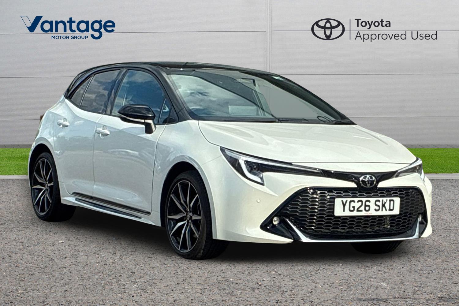 Main listing image - Toyota Corolla
