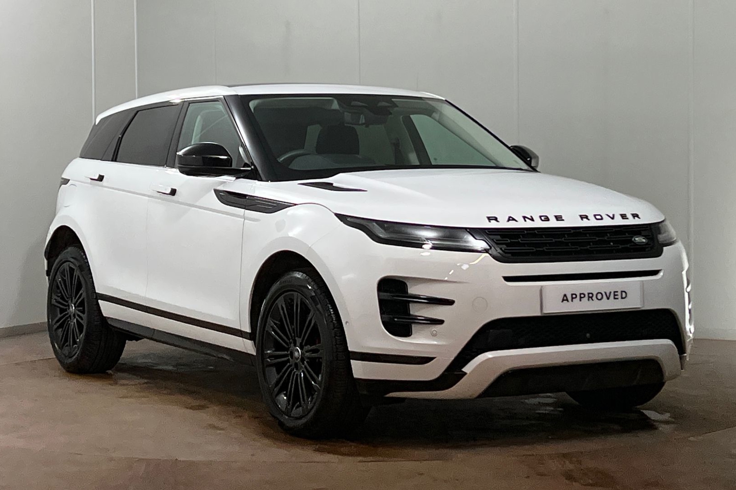 Main listing image - Land Rover Range Rover Evoque