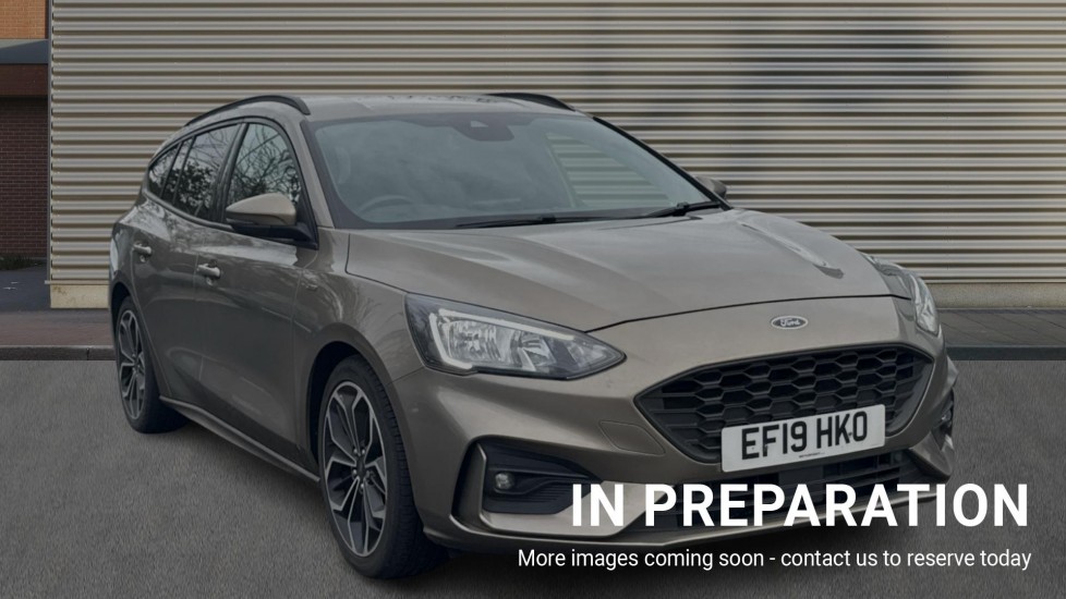 Main listing image - Ford Focus Estate