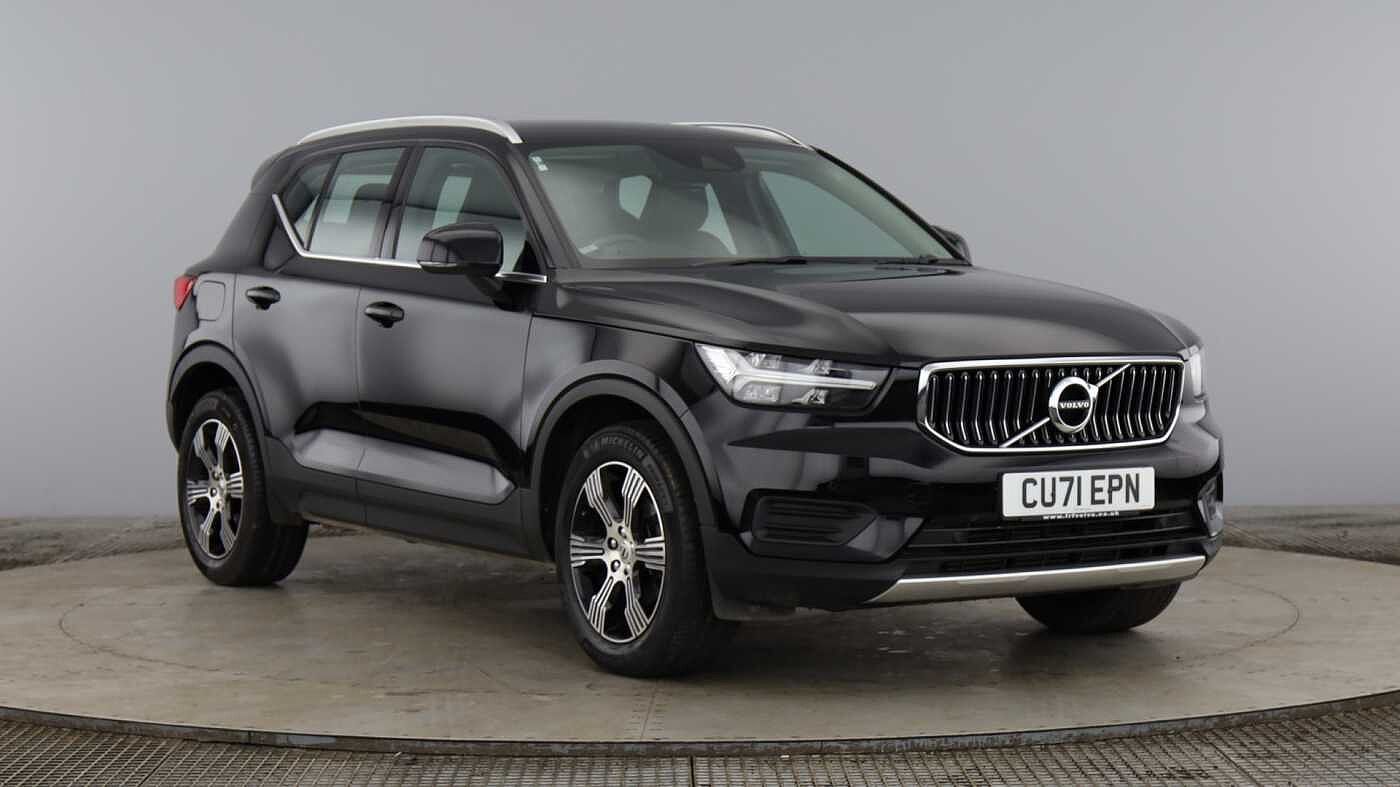 Main listing image - Volvo XC40