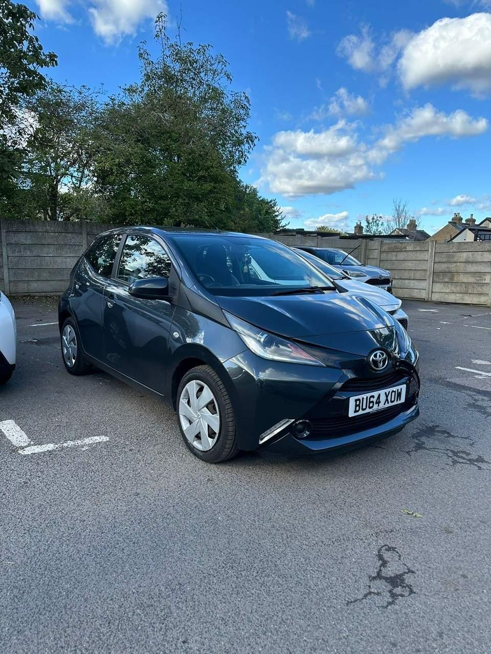 Main listing image - Toyota Aygo