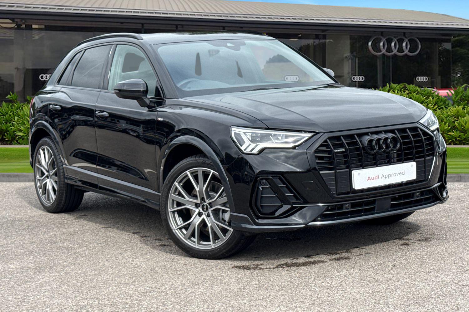 Main listing image - Audi Q3