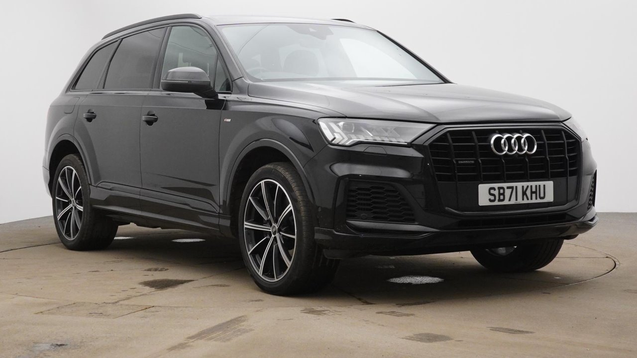 Main listing image - Audi Q7