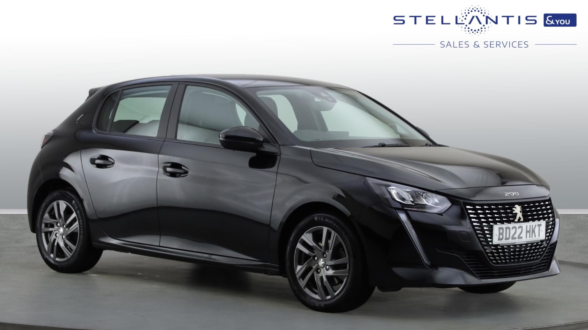 Main listing image - Peugeot 208