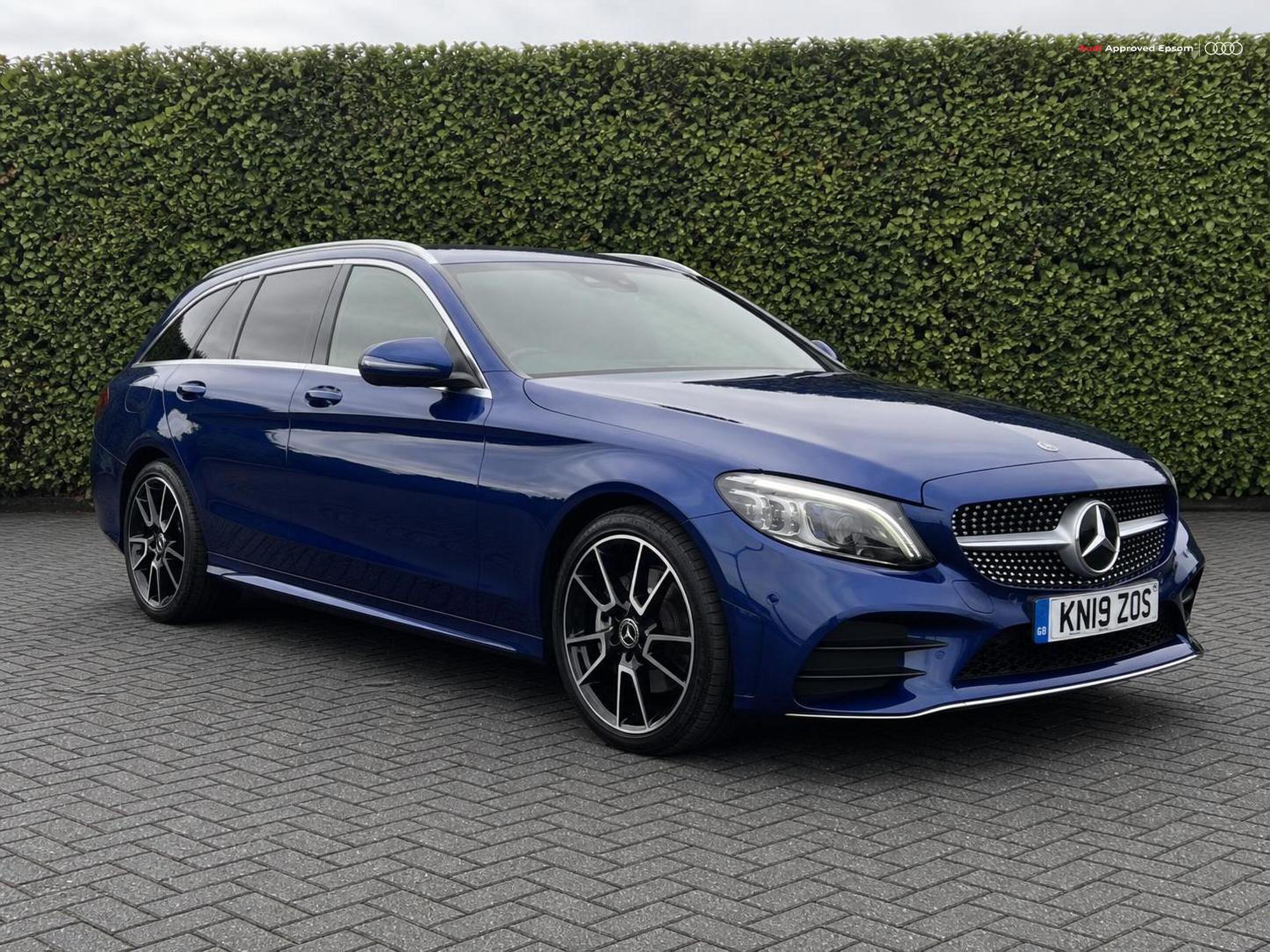 Main listing image - Mercedes-Benz C-Class