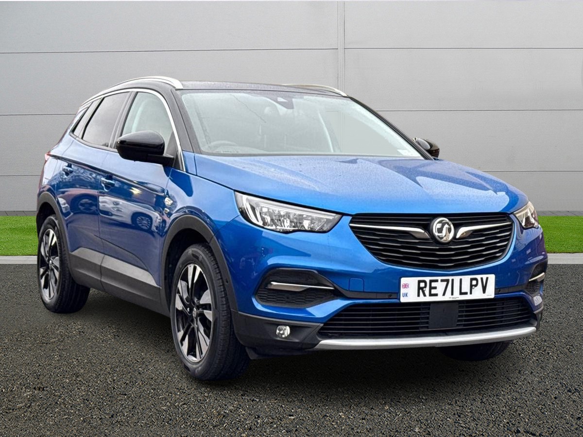 Main listing image - Vauxhall Grandland X