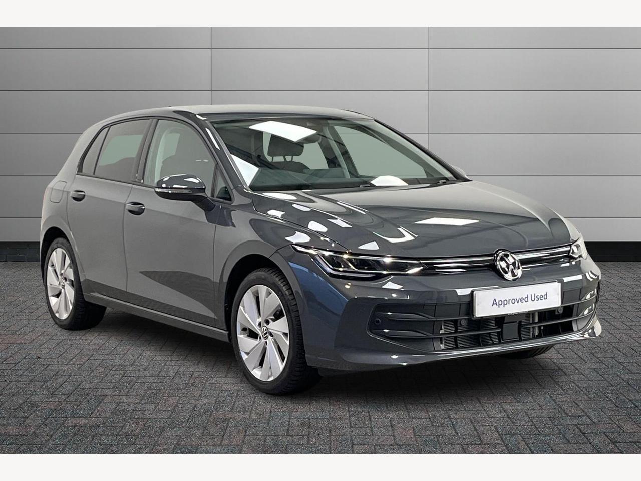 Main listing image - Volkswagen Golf