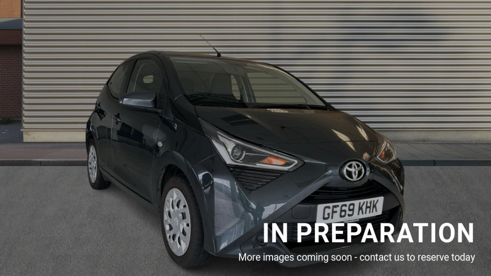 Main listing image - Toyota Aygo