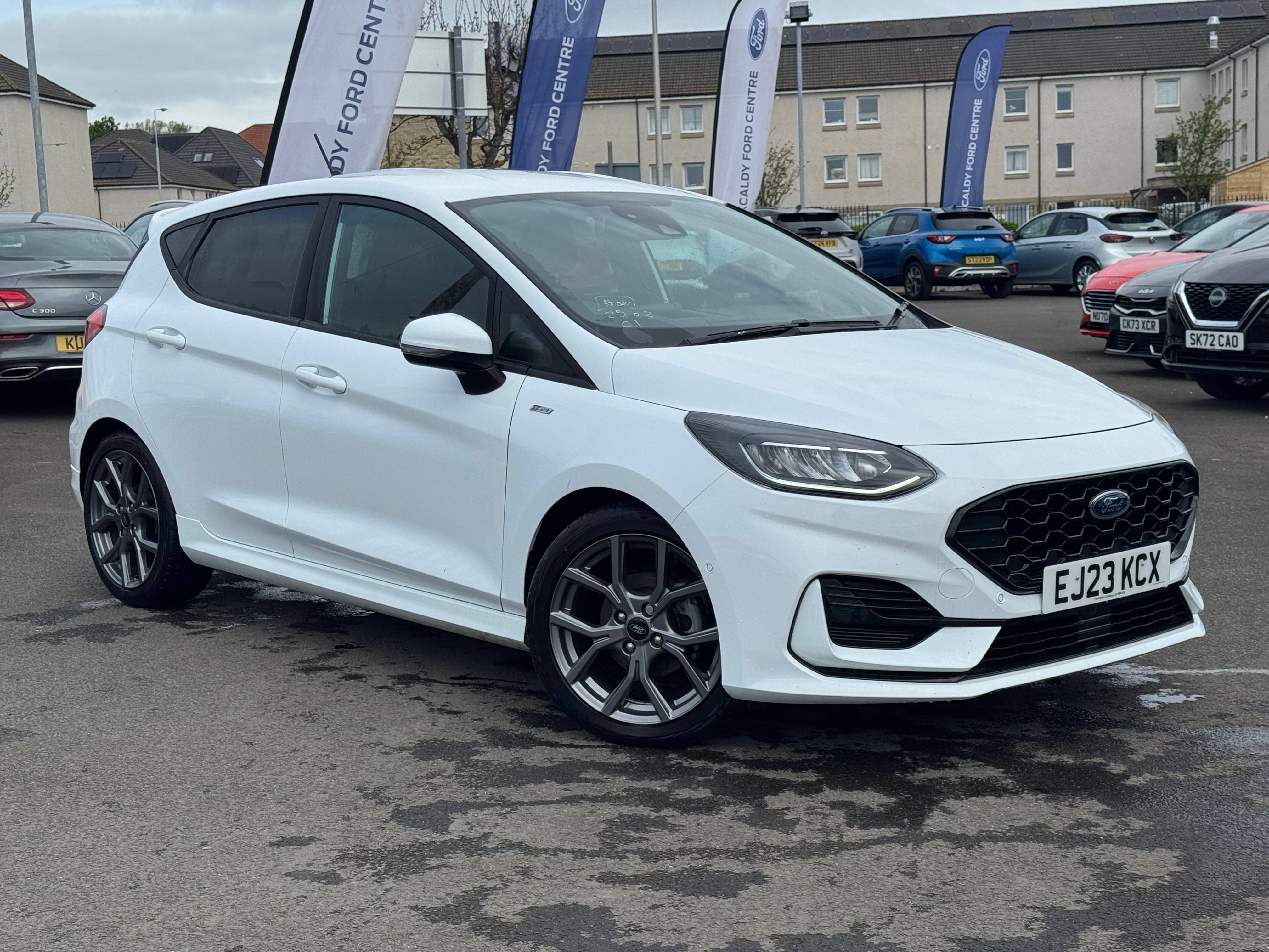 Main listing image - Ford Fiesta