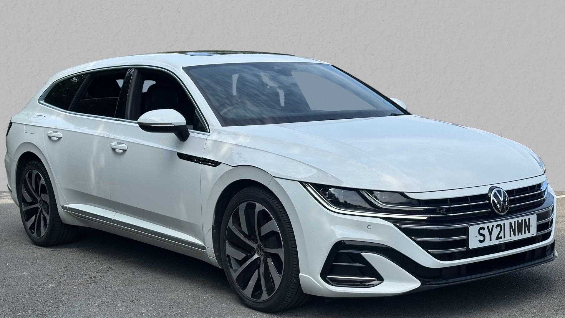 Main listing image - Volkswagen Arteon Shooting Brake