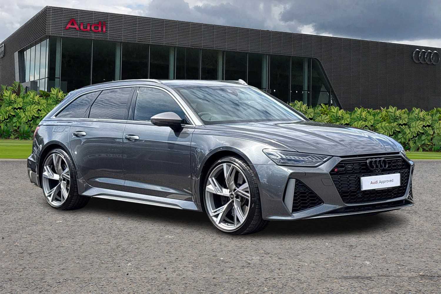 Main listing image - Audi RS6