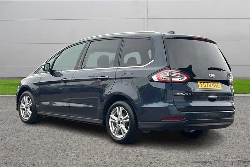 Main listing image - Ford Galaxy