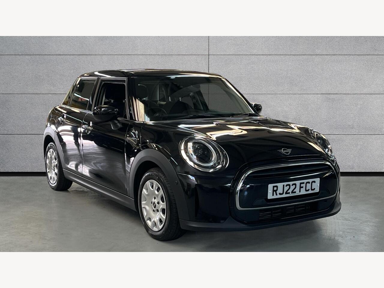 Main listing image - MINI Hatchback 5dr