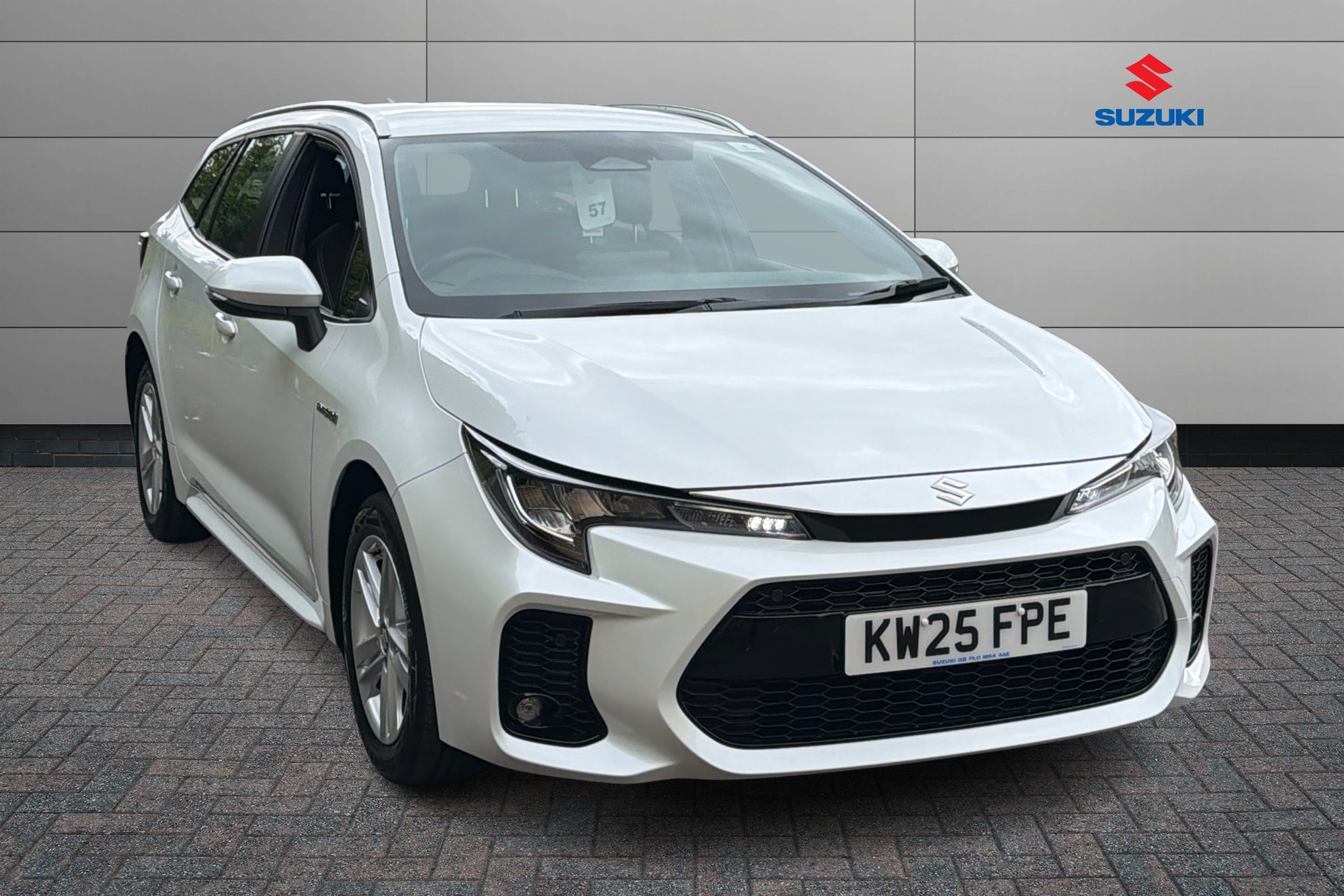 Main listing image - Suzuki Swace