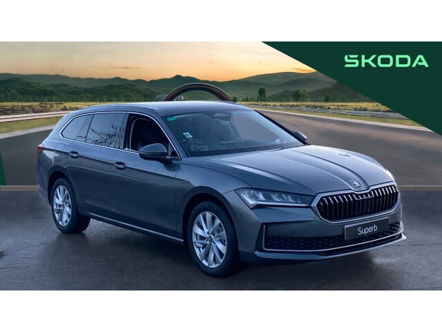 Main listing image - Skoda Superb Estate
