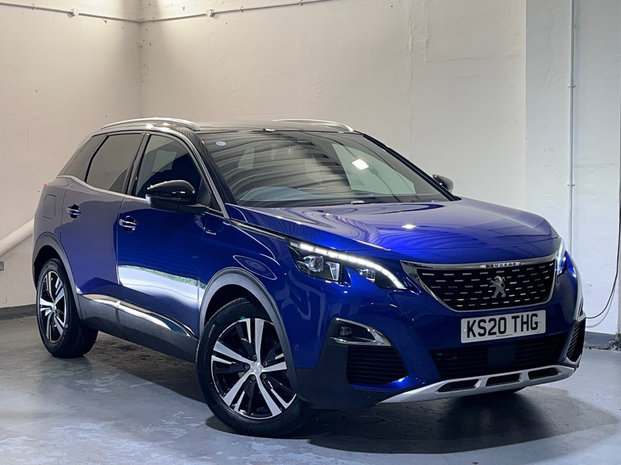 Main listing image - Peugeot 3008