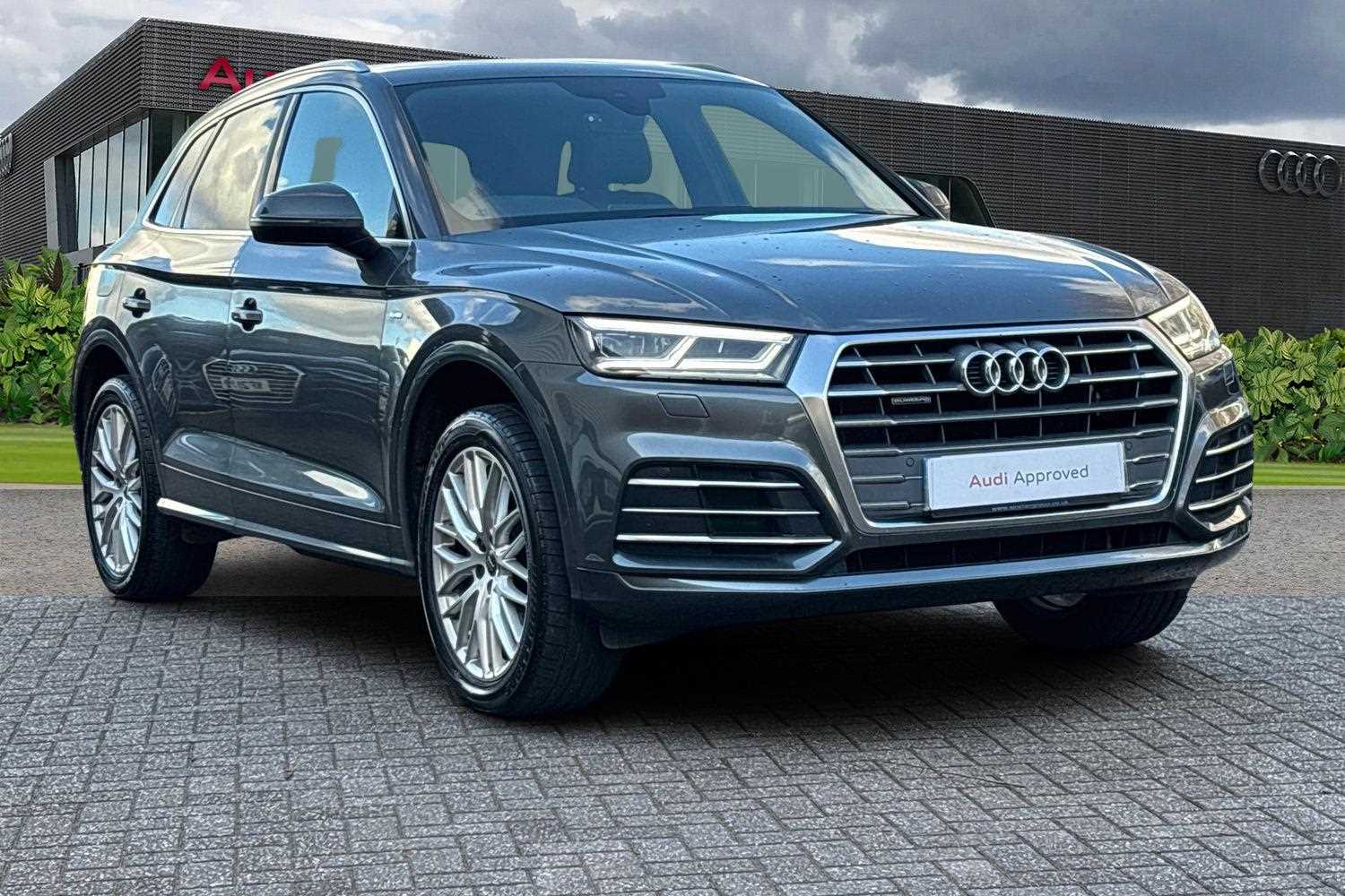 Main listing image - Audi Q5