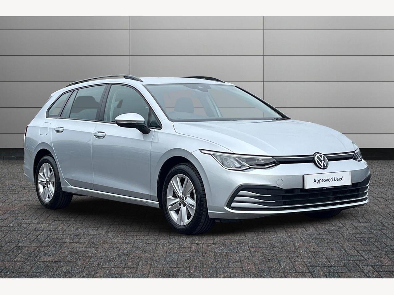Main listing image - Volkswagen Golf Estate