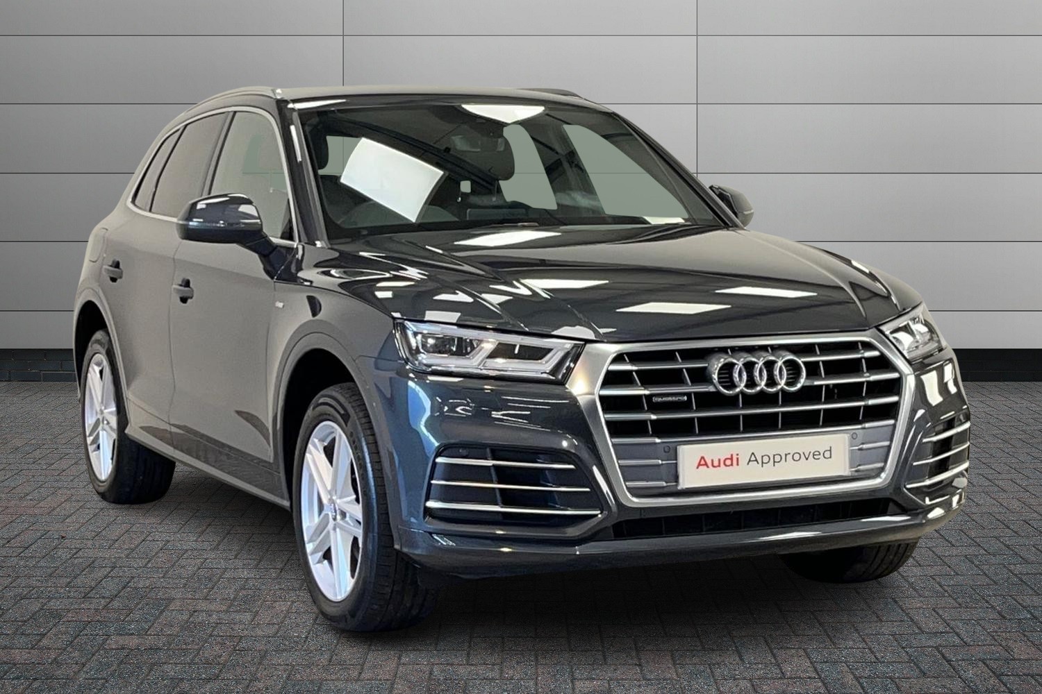 Main listing image - Audi Q5