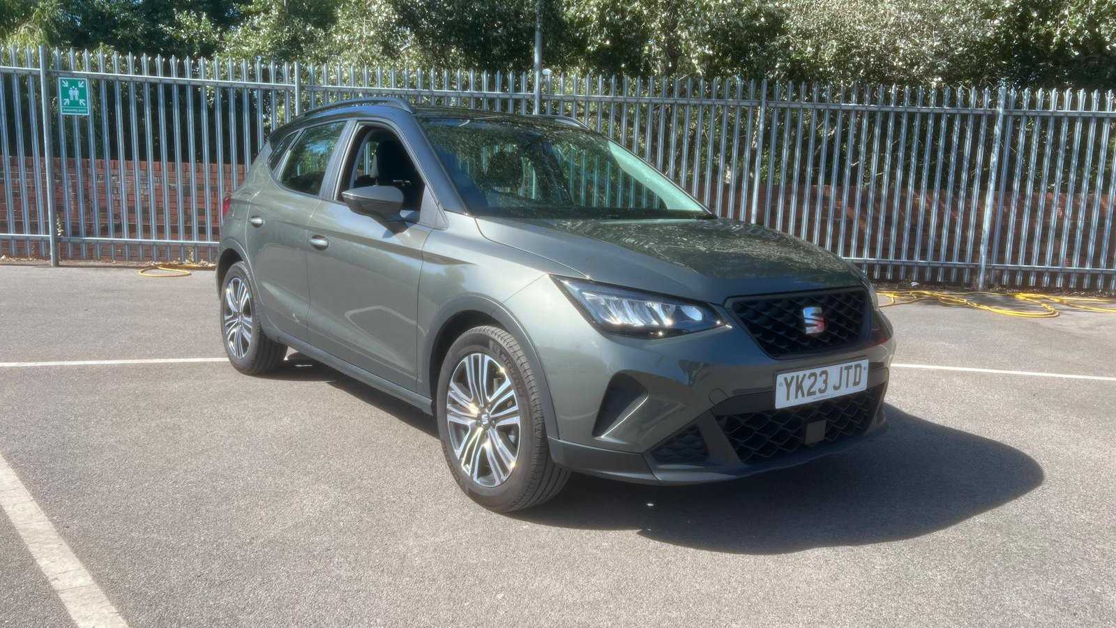 Main listing image - SEAT Arona