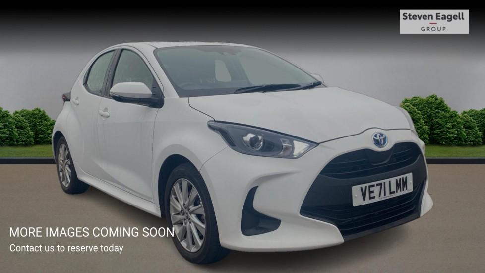 Main listing image - Toyota Yaris