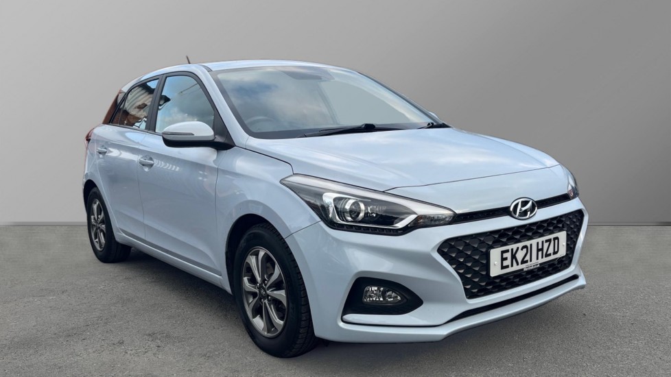 Main listing image - Hyundai i20