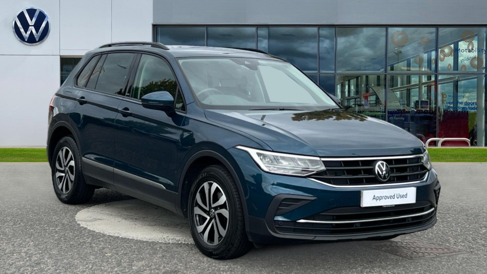 Main listing image - Volkswagen Tiguan