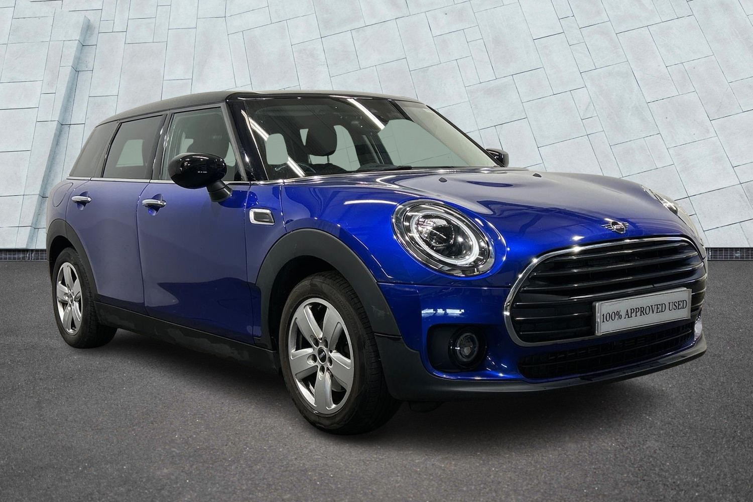 Main listing image - MINI Clubman