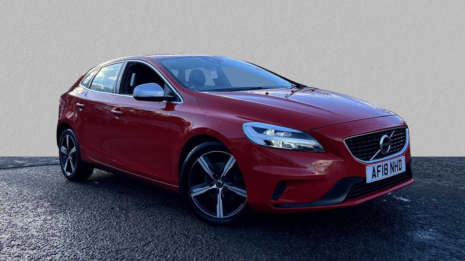 Main listing image - Volvo V40