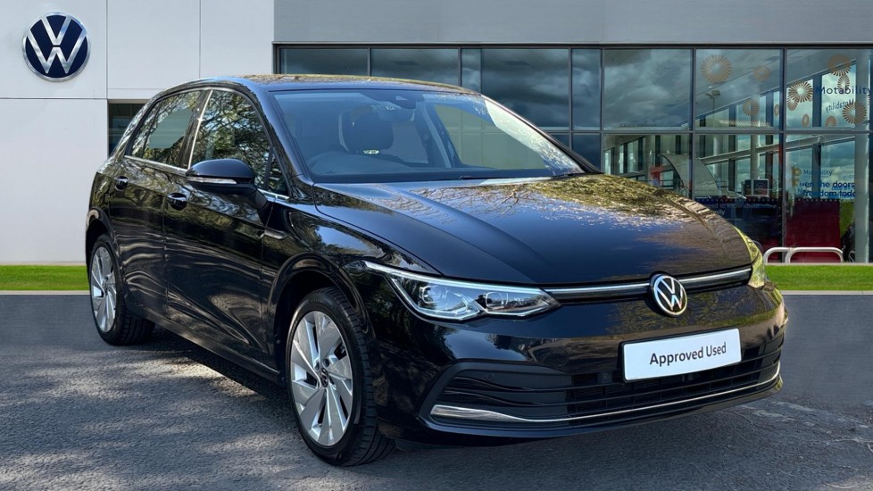 Main listing image - Volkswagen Golf