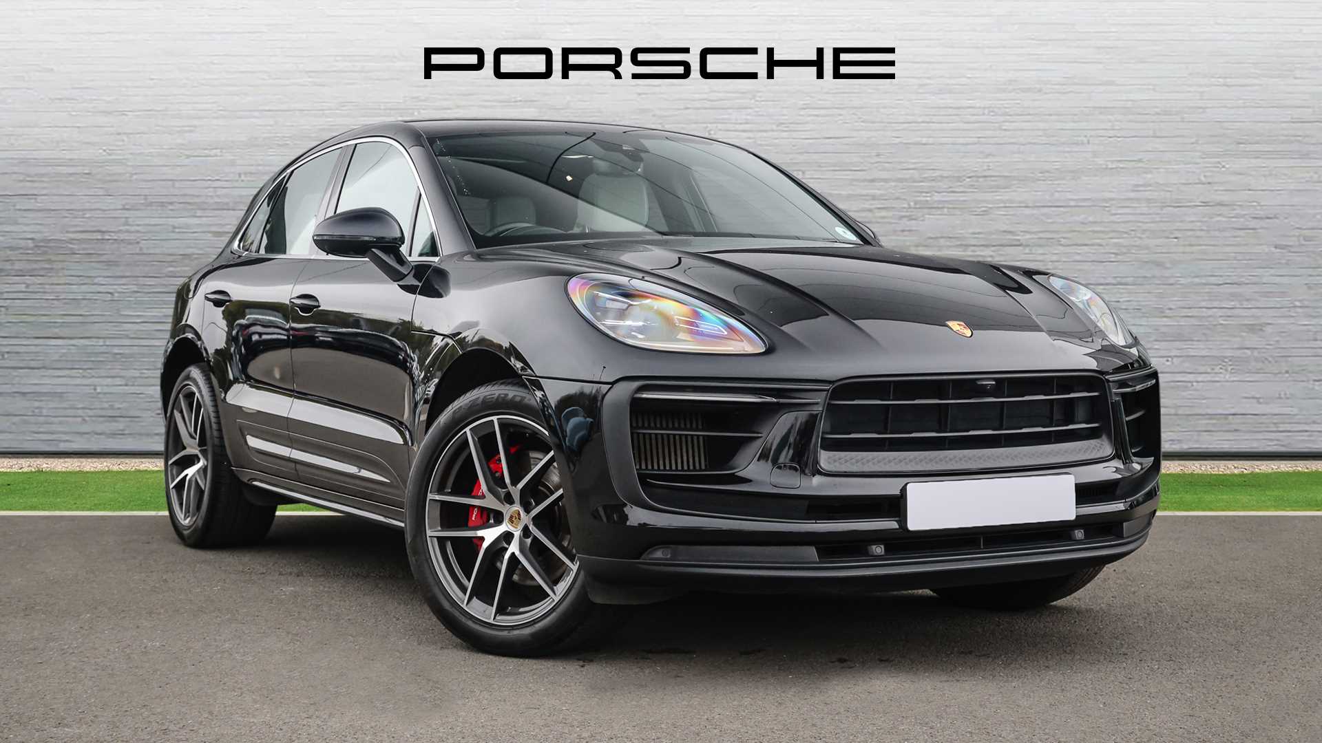 Main listing image - Porsche Macan