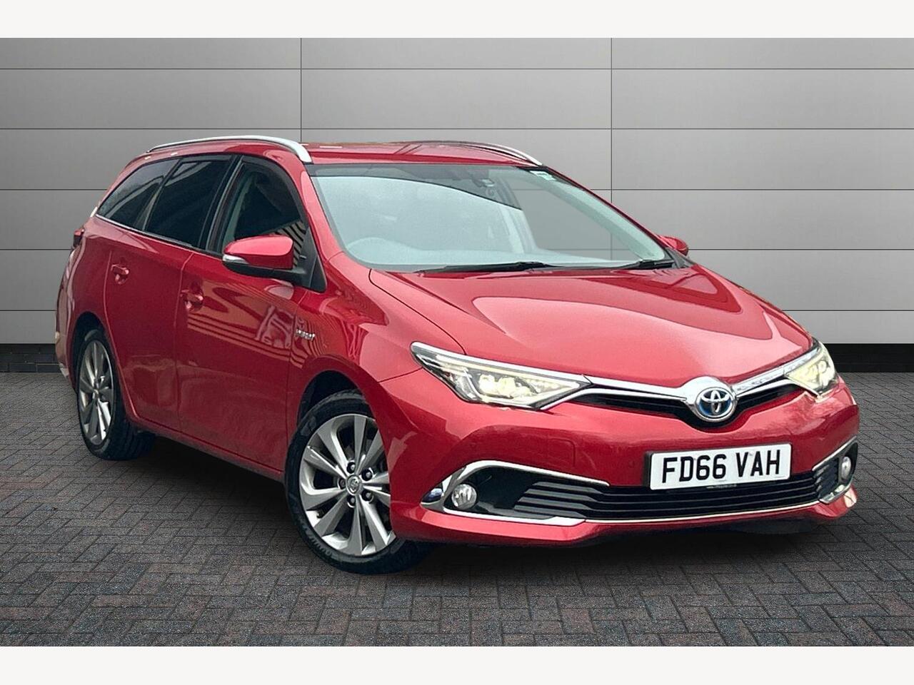 Main listing image - Toyota Auris Touring Sport