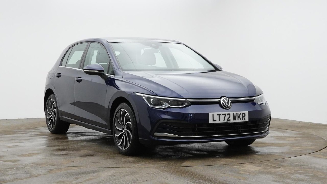 Main listing image - Volkswagen Golf