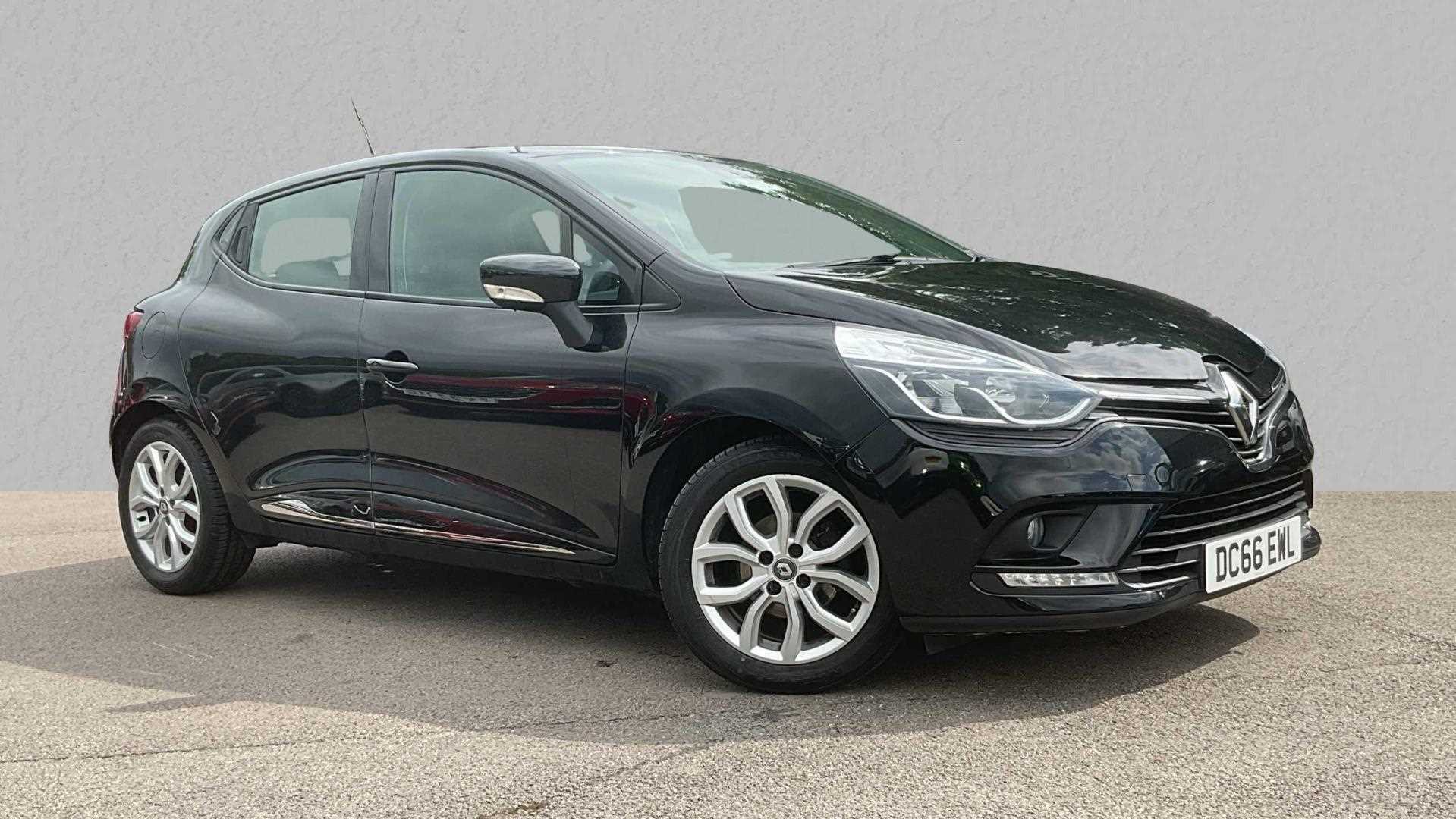 Main listing image - Renault Clio