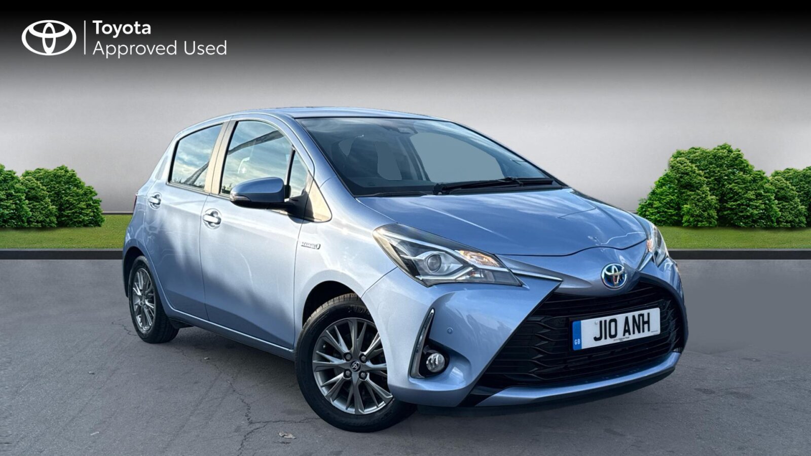 Main listing image - Toyota Yaris