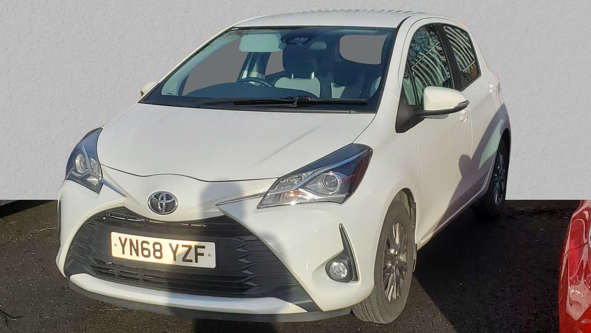 Main listing image - Toyota Yaris