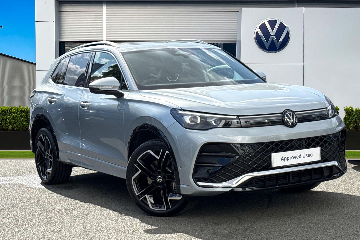 Main listing image - Volkswagen Tiguan