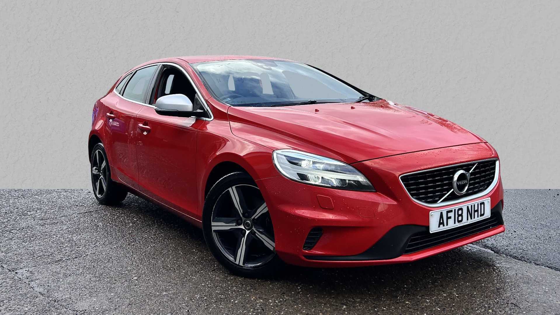 Main listing image - Volvo V40