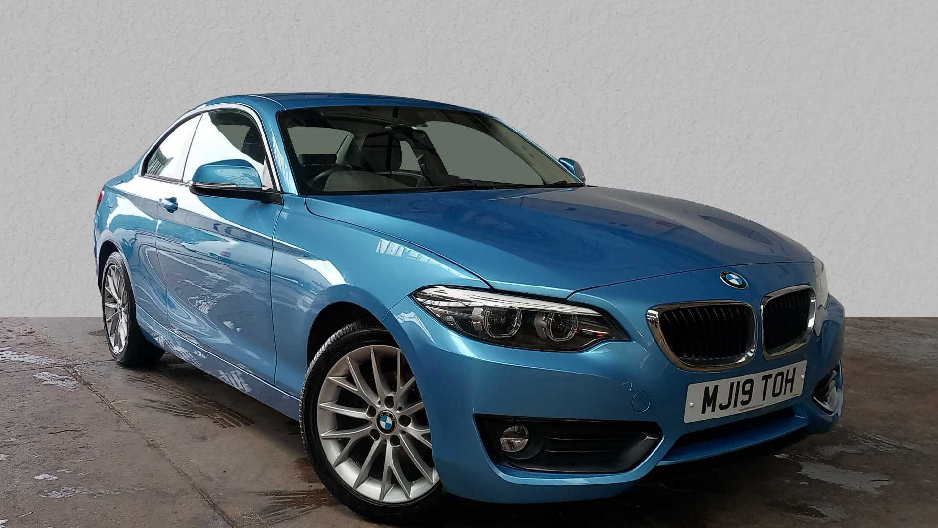 Main listing image - BMW 2 Series